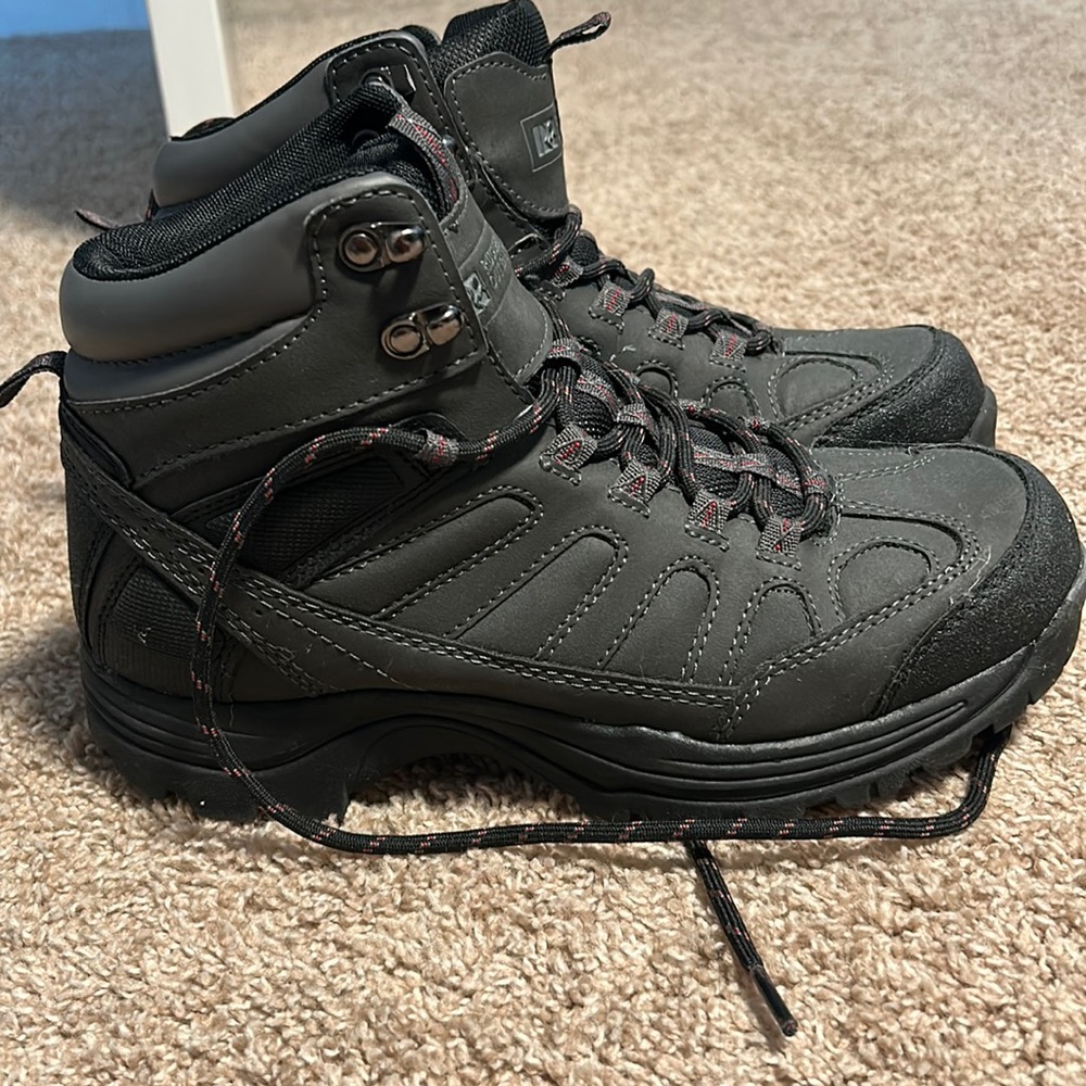 Men’s hikers